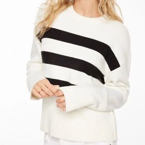 (SOLD) Dynamite Long Sleeve Crew Neck Sweater